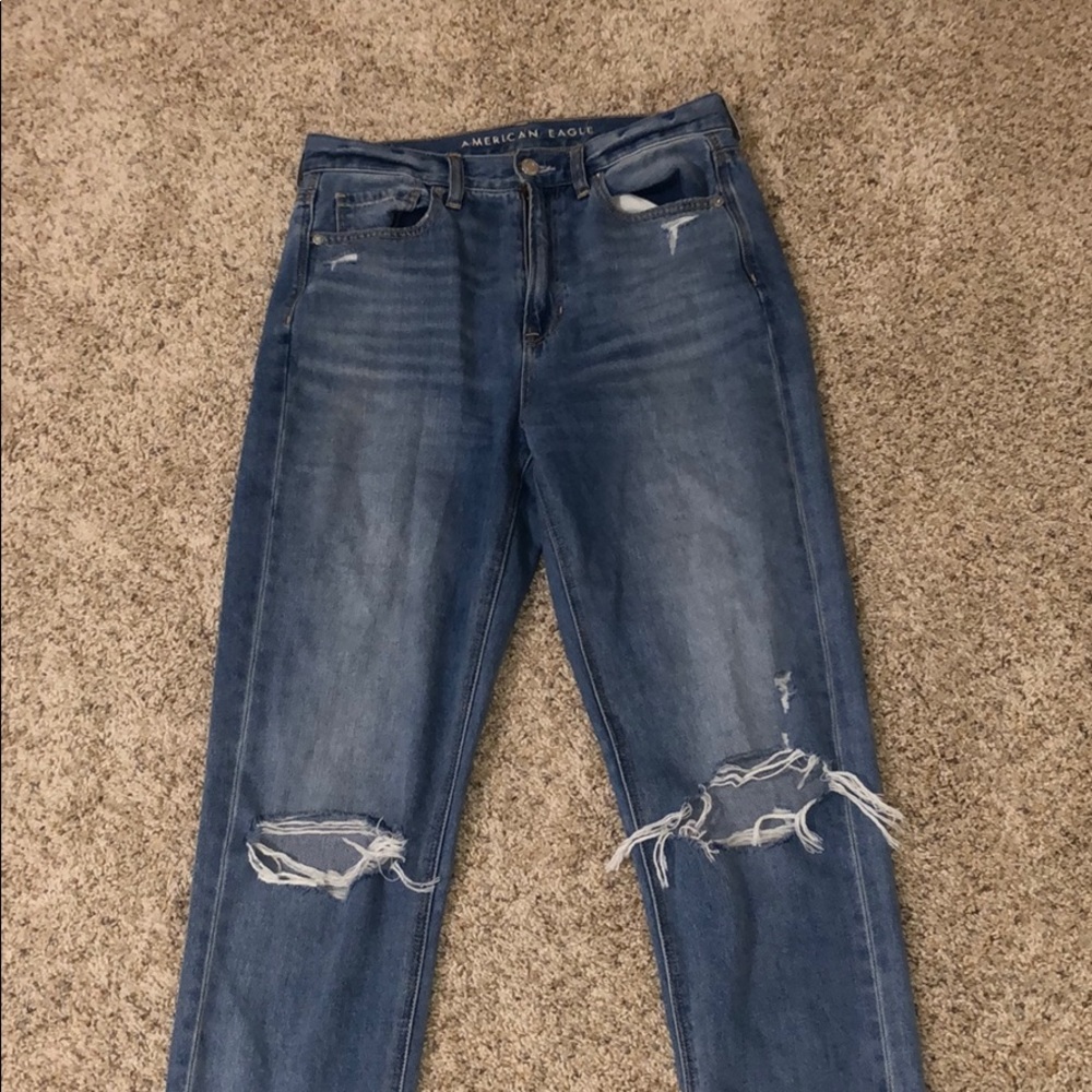 American Eagle Mom Jeans